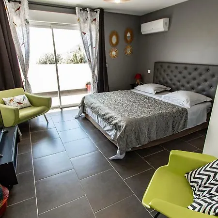 F4 Neuf, 50m² Jardin, Cuisine D'ete, Barbecue Et Terrasse Apartment *